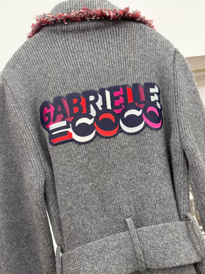 Chanel Chanel Gray coco letter printed tweed stitching ticed cash Size S / US 4 / IT 40 - 4 Thumbnail