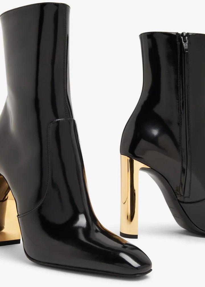 Saint Laurent Paris oc11z1125 Auteuil Booties in Glazed Leather in Black Size US 6.5 / IT 36.5 - 2 Thumbnail