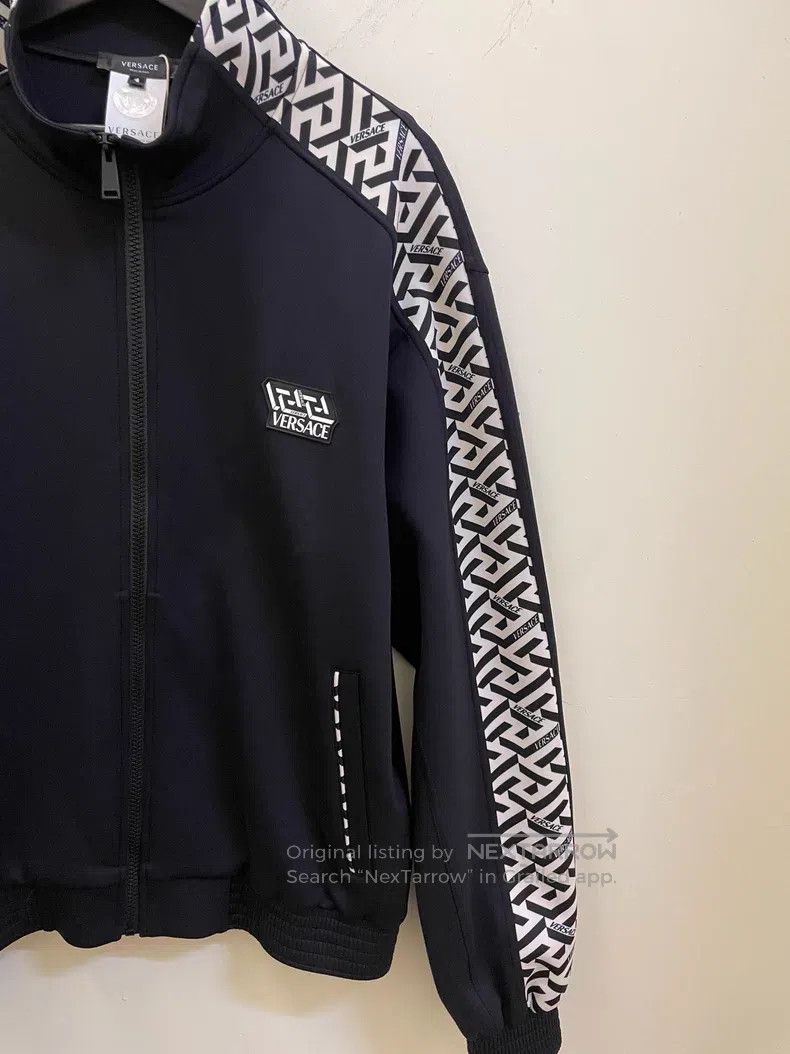 Versace Versace Male god coat Size US L / EU 52-54 / 3 - 5 Thumbnail