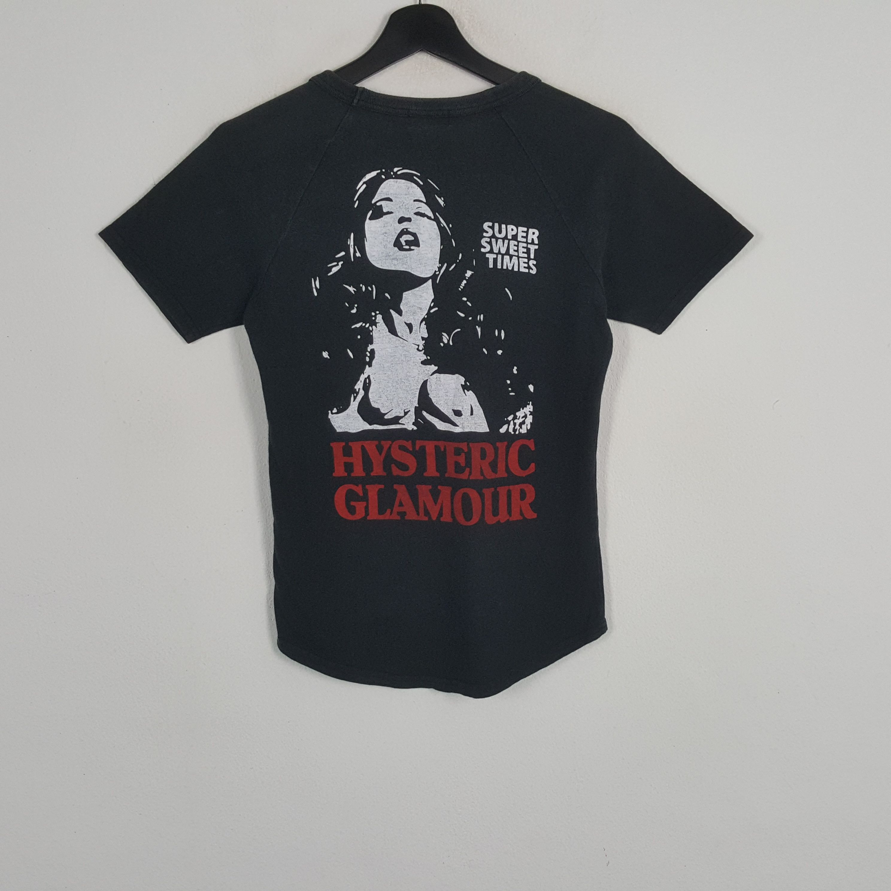 Hysteric Glamour HYSTERIC GLAMOUR Japanese Brand Streetwear Custom Art Tshirt Size XS / US 0-2 / IT 36-38 - 1 Thumbnail