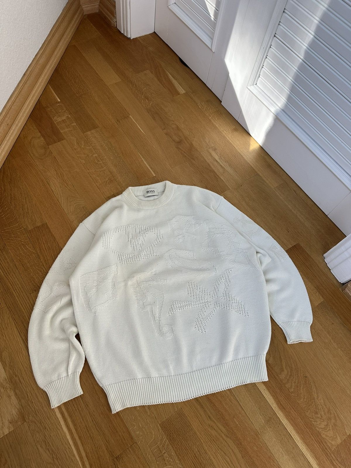 Hugo Boss 90’s West Germany Hugo Boss Knit Sweater Sea Accents Size US L / EU 52-54 / 3 - 1 Thumbnail
