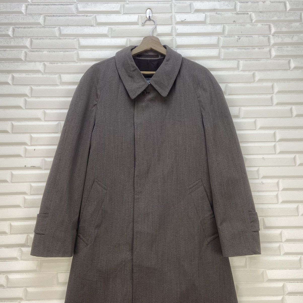 Vintage Made in England Aquascutum Showerproof Pure Worsted
