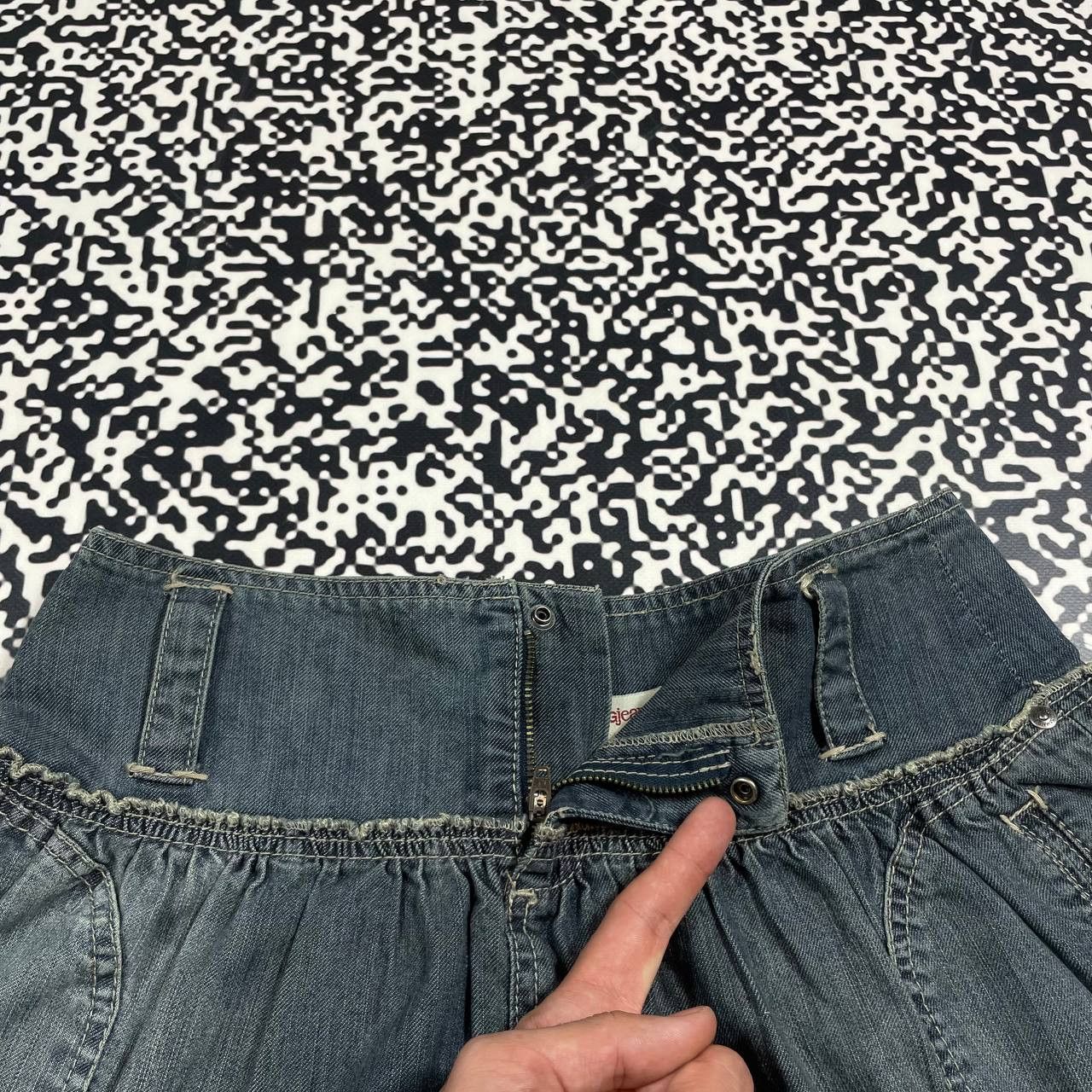 Japanese Brand Vintage Y2K Japanese Flared Retro Mini Skirt Hysteric Style Size 28" / US 6 / IT 42 - 9 Thumbnail