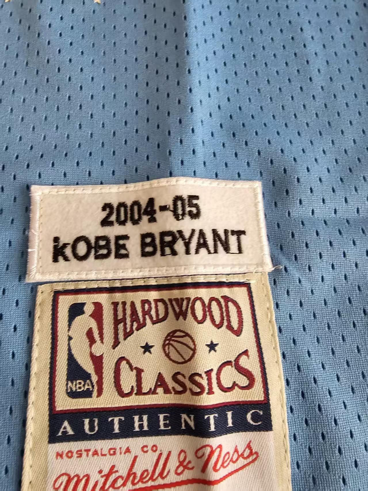 NBA 2004 05 Laker #8 Kobe Bryant Jersey Blue Size US XL / EU 56 / 4 - 4 Thumbnail
