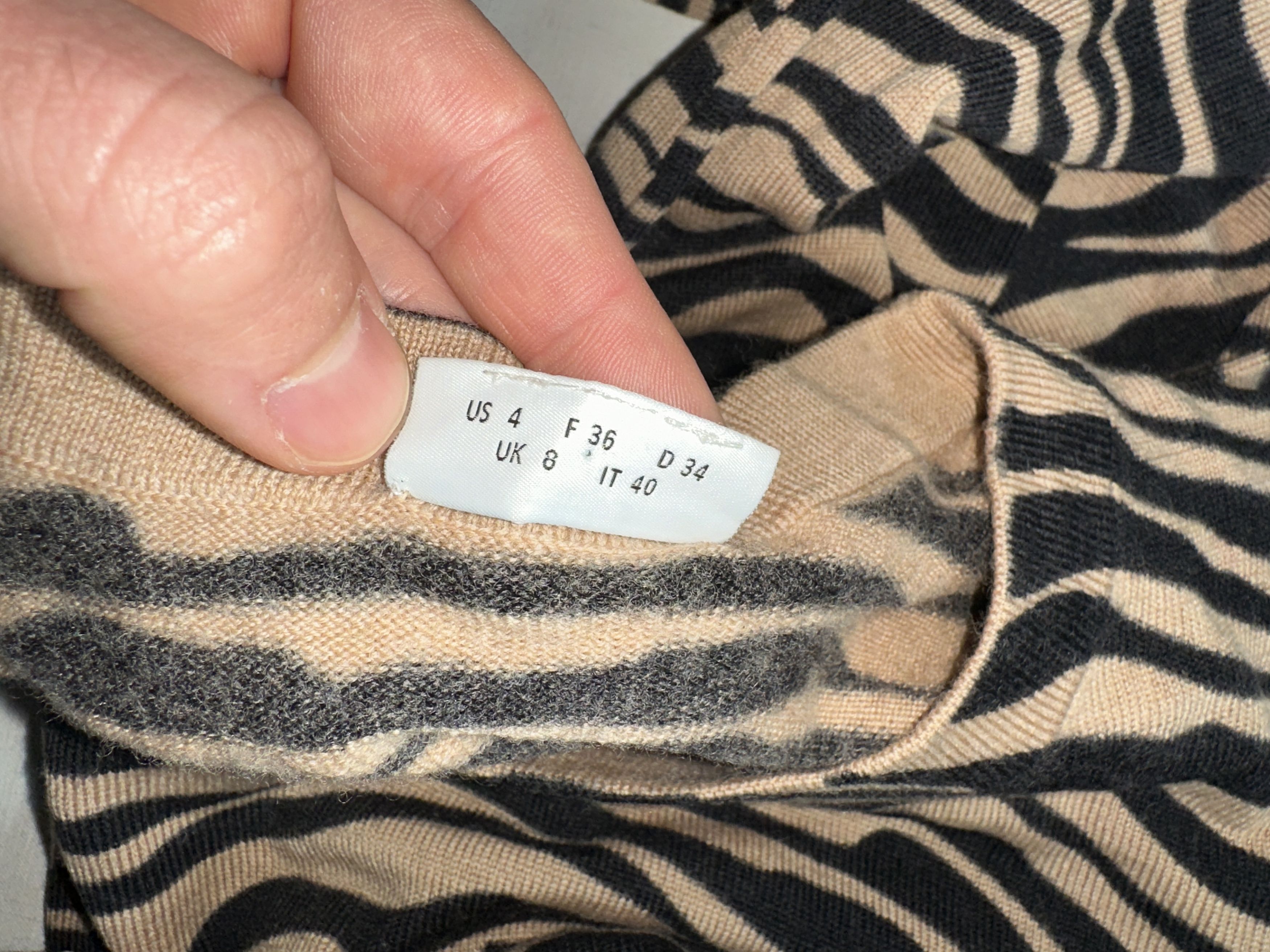 Akris Akris Punto Wool Zebra Knit Sweater Size US 4 EU 36 40 IT Size S / US 4 / IT 40 - 9 Thumbnail