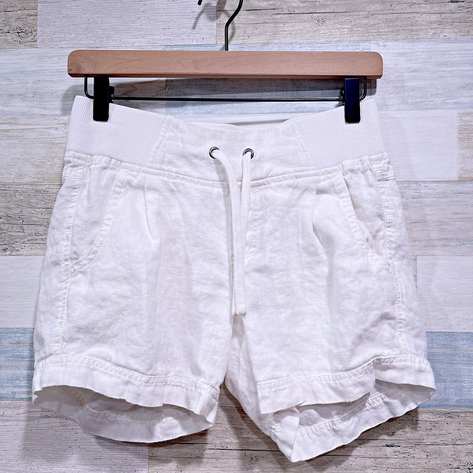 Athleta Athleta Linen Creston Midi Shorts White Pull On Womens 0 Size 25" / US 0 / IT 36 - 1 Thumbnail