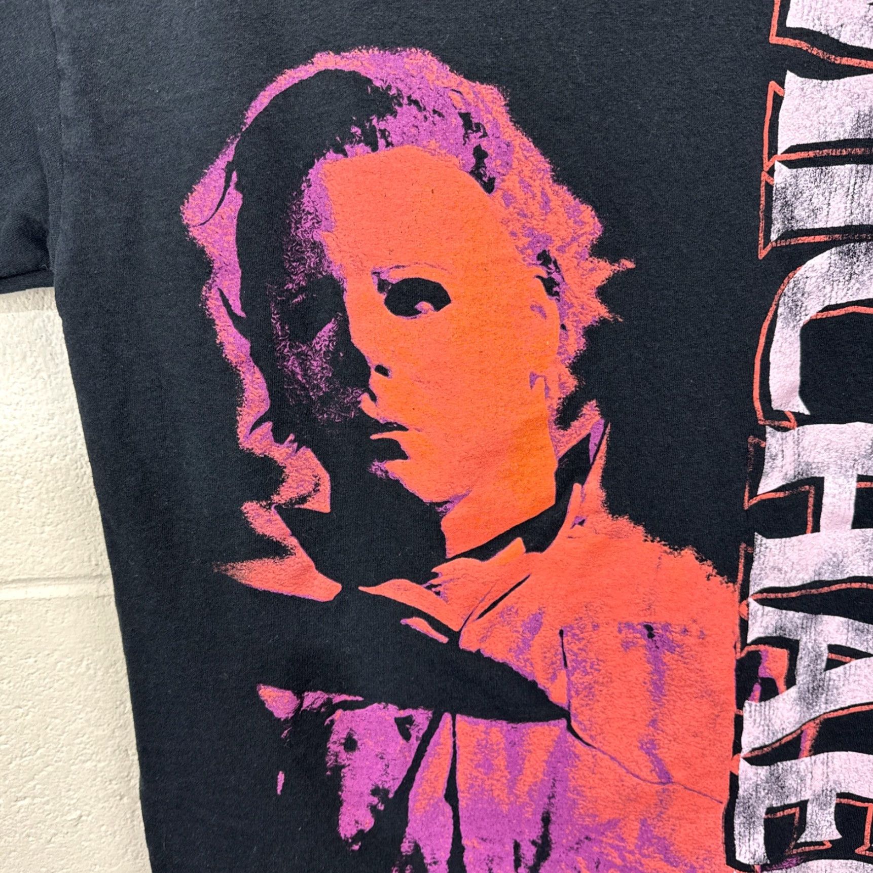 Camel VINTAGE Halloween The Day He Came Home Michael Myers T Shirt Black Medium White Graphic Print Crew Neck Short Sleeve Mens - Size US M / EU 48-50 / 2 - 7 Thumbnail