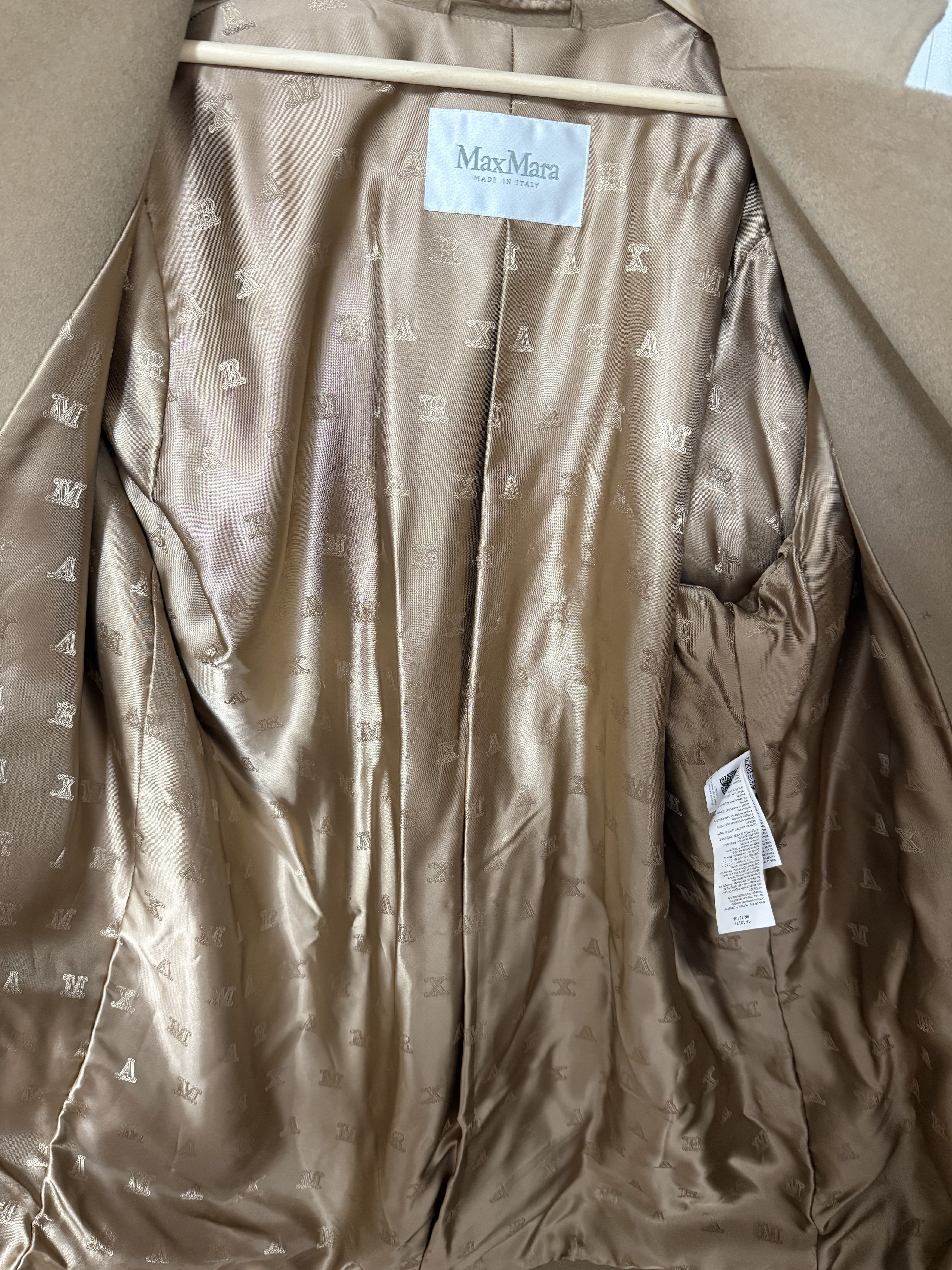 Max Mara Max Mara 101801 Rebus Short Coat in Tan Size L / US 10 / IT 46 - 8 Thumbnail