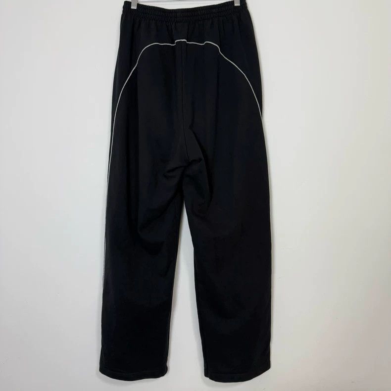Balenciaga Balenciaga size S Manchester United series pants Size US 27 - 2 Thumbnail