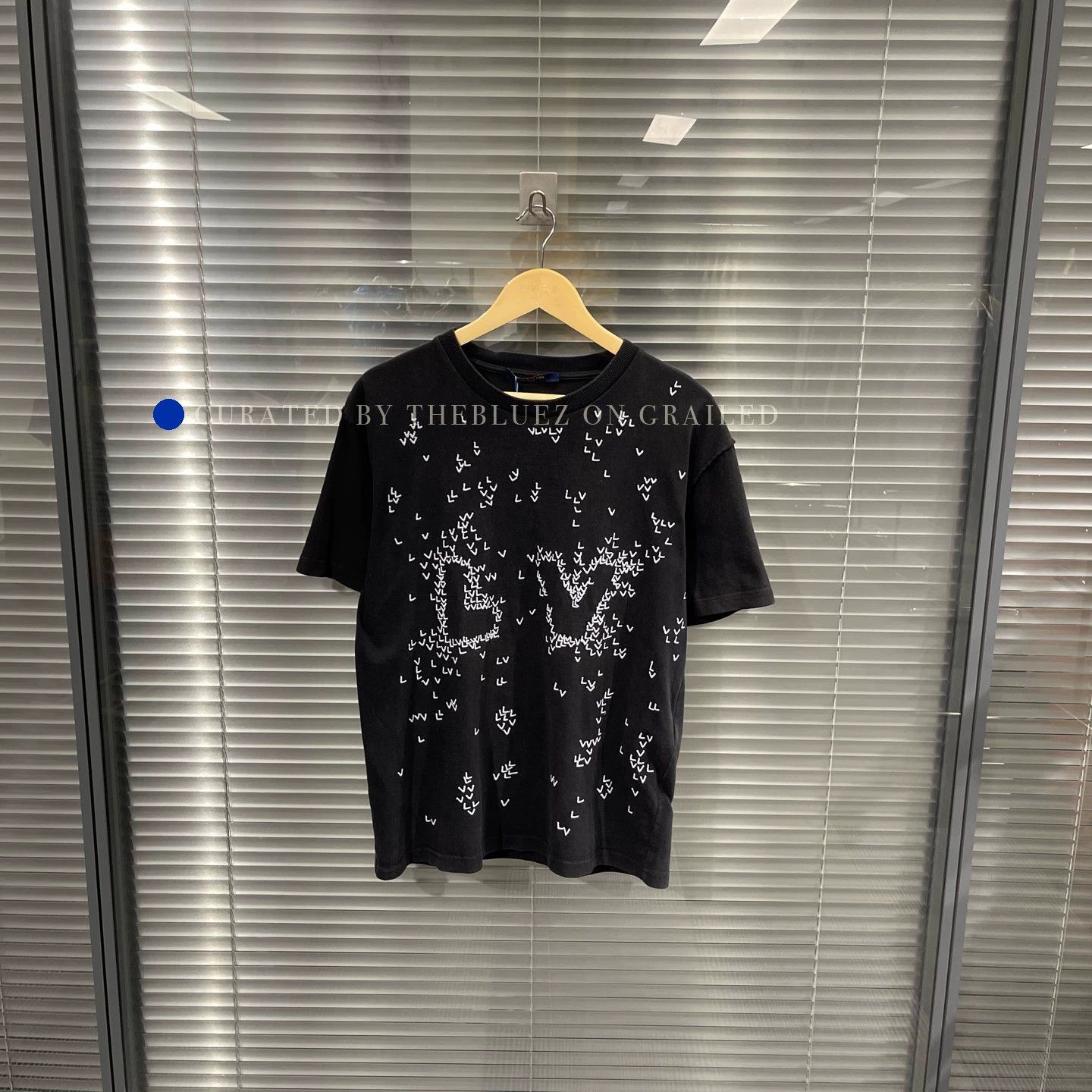 Louis Vuitton All Over Print Plane Tee in Black Size US M / EU 48-50 / 2 - 1 Thumbnail