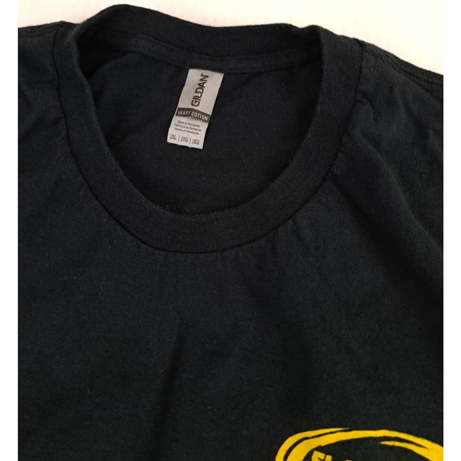 Gildan VINTAGE Gildan T-Shirt Black Cotton Short Sleeve Crew Neck 2XL Flat Rock & Toledo Speedways Fifure 8 School Bus Race Unisex Adults Summer Spring Size US XXL / EU 58 / 5 - 2 Thumbnail