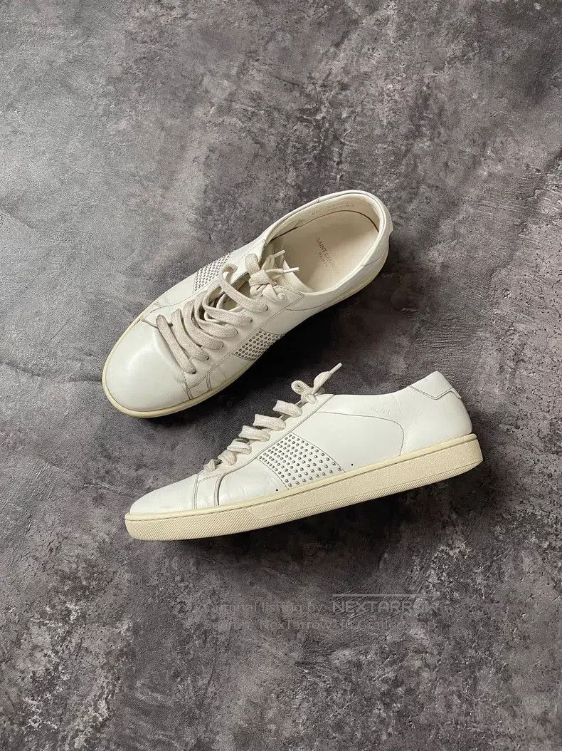 Saint Laurent Paris Saint Laurent Paris White stud low-top flat shoes Size US 7.5 / EU 40-41 - 2 Thumbnail