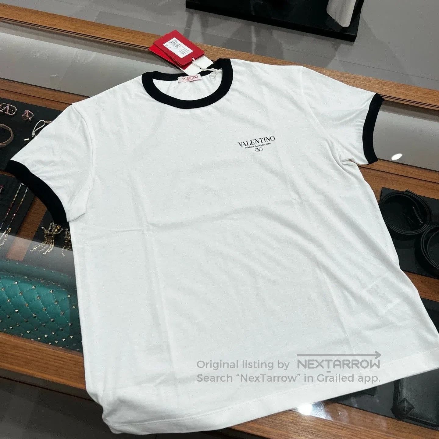 Valentino Valentino Men's Logo Basic T-Shirt. Size US XXS / EU 40 - 1 Thumbnail