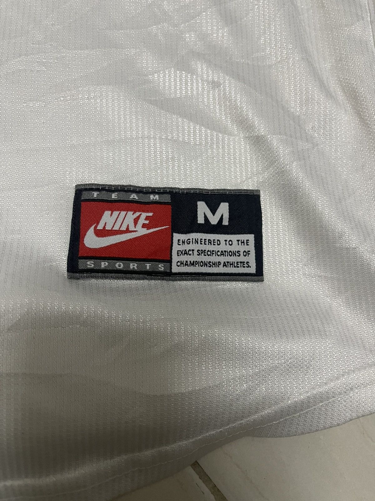 Nike italy national team nike 1997 1998 away jersey Size US L / EU 52-54 / 3 - 6 Thumbnail
