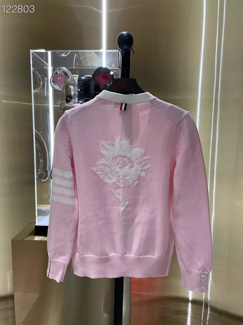 Thom Browne Thom Browne V-neck knit sweater Size US XS / EU 42 / 0 - 2 Thumbnail