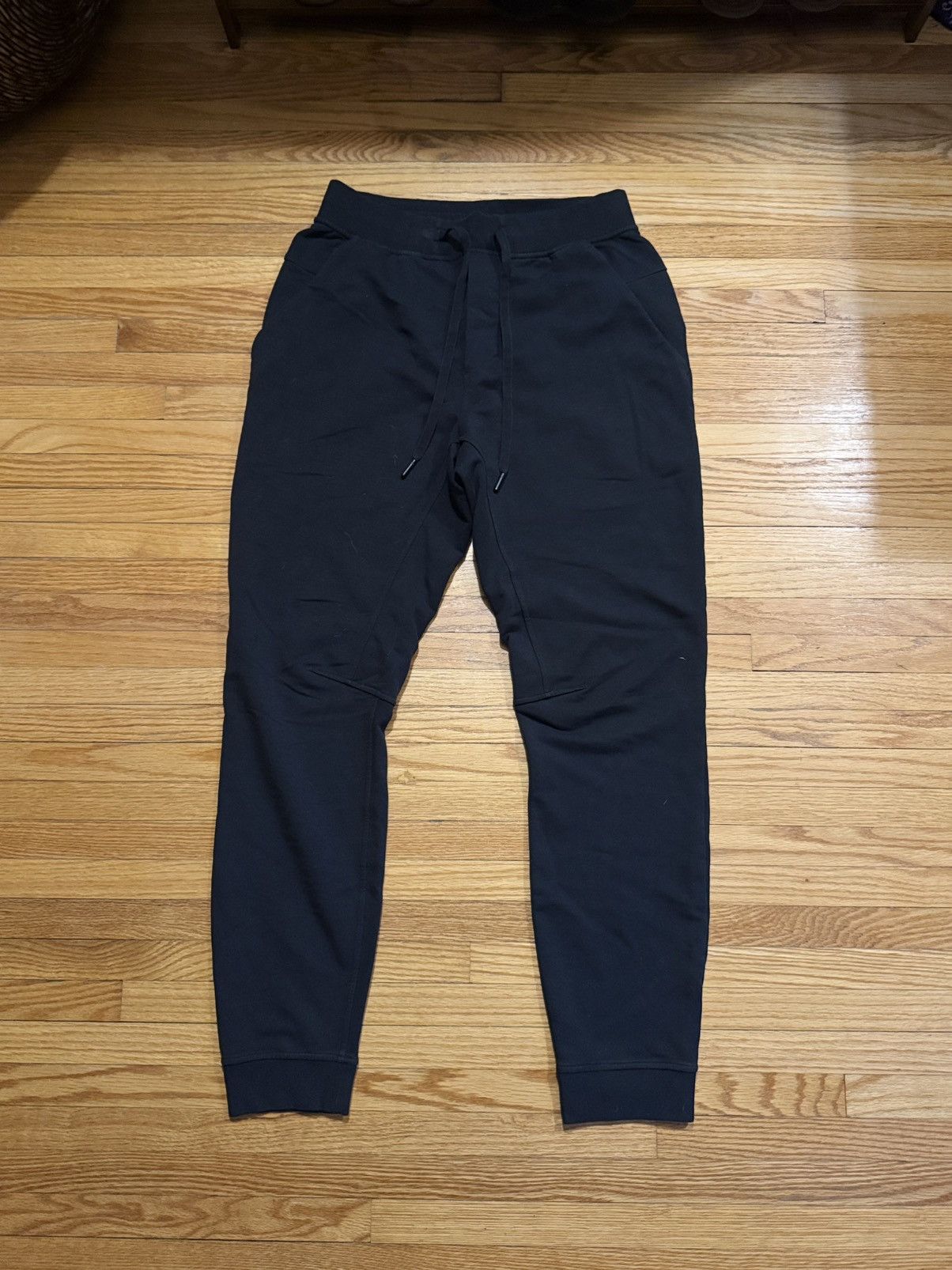 Lululemon Black lululemon joggers Size US 30 / EU 46 - 1 Thumbnail