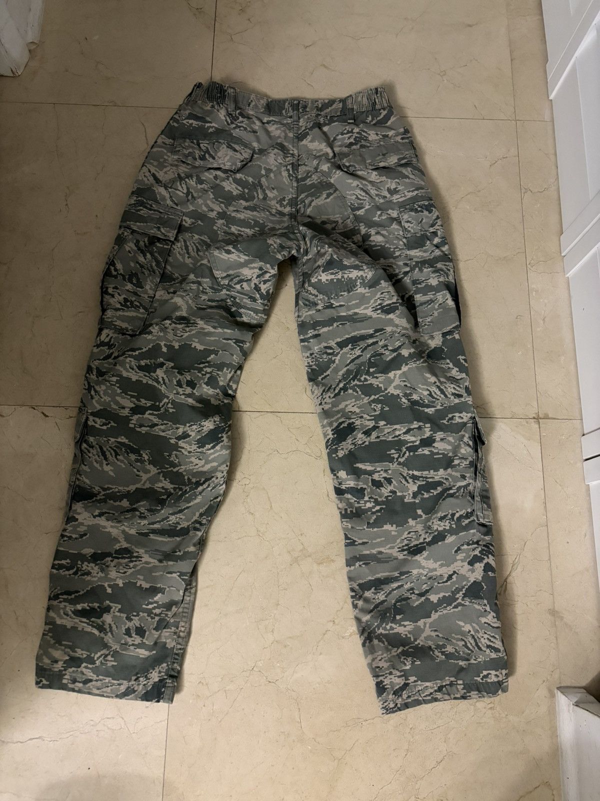 Other UNRELEASED YE 2024 CAMO AIRFORCE PANTS Size US 32 / EU 48 - 2 Thumbnail