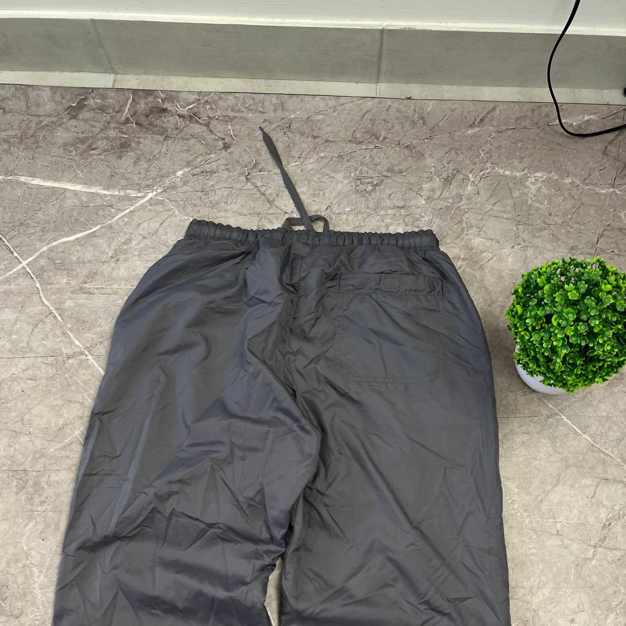 Nike Vintage 90's/Y2K Navy Track Pants Nylon Drill,Size S Size US 33 - 4 Thumbnail