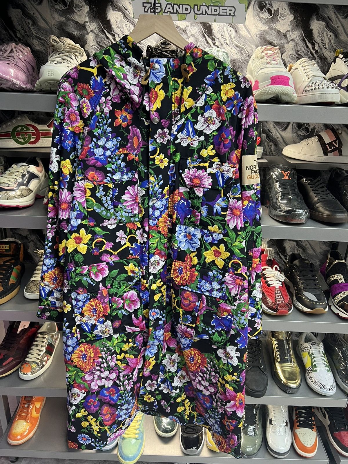 Gucci Gucci x Northface Floral Trench Coat Size M / US 6-8 / IT 42-44 - 1 Thumbnail