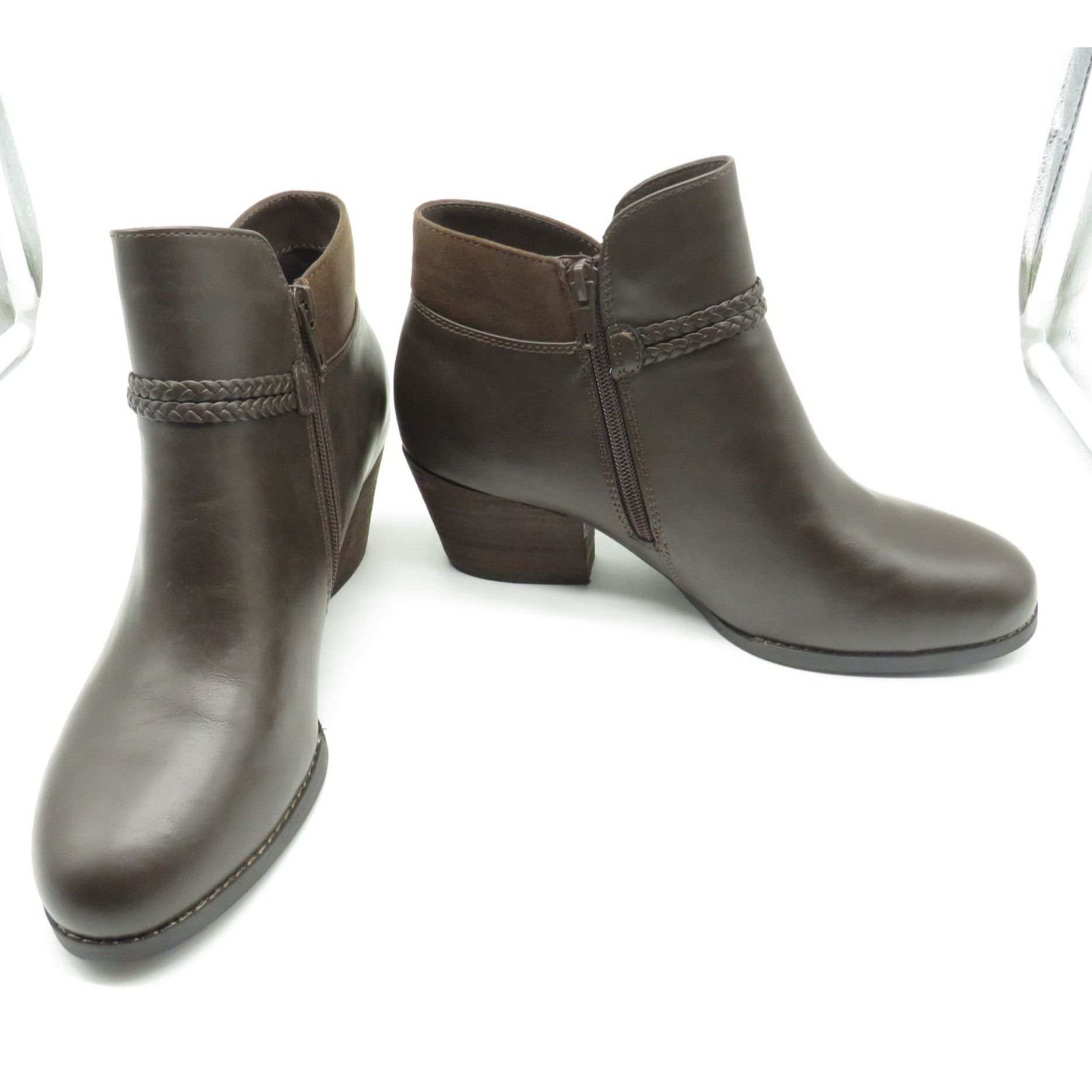 BCBGeneration BCBGeneration Women's Audrina Ankle Boots 9.5W Zipper Closur Size US 9.5 / IT 39.5 - 3 Thumbnail