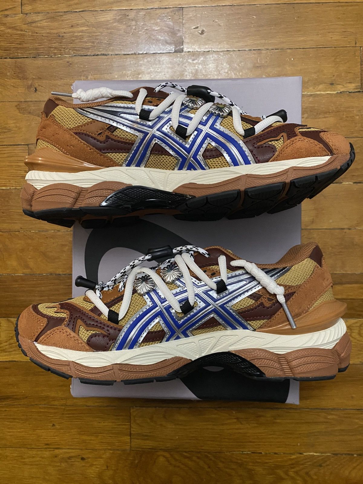 Asics Size 5.5 - Asics Gel-Cumulus 16 TOGA Brown Blue Silver Men’s Size US 5.5 / EU 38 - 3 Thumbnail