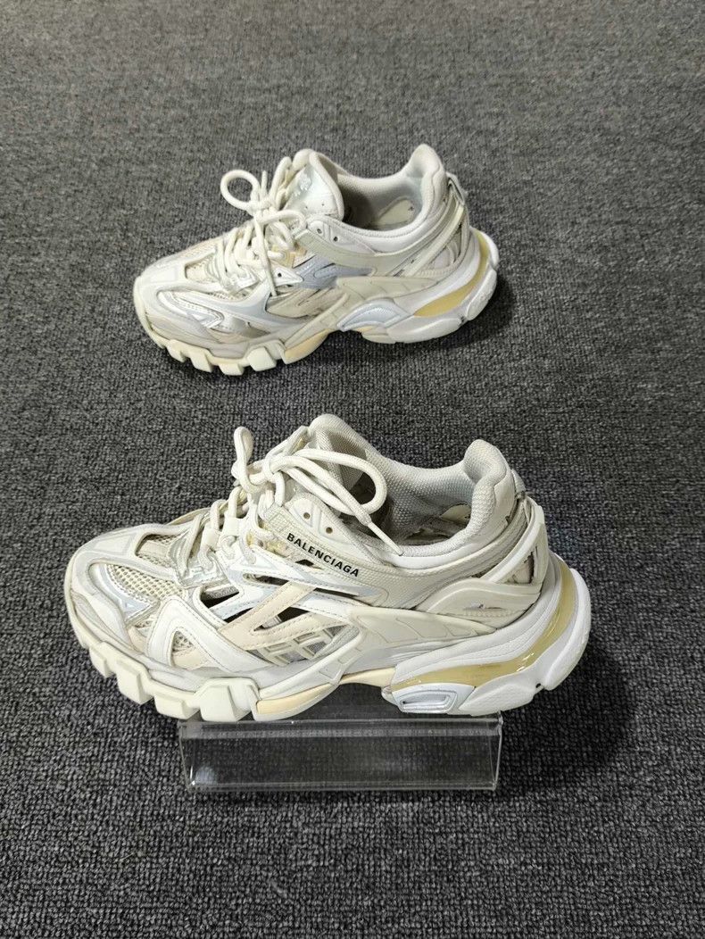 Balenciaga Balenciaga Dad Sneakers in OffWhite Color-2505 Size US 10 / EU 43 - 2 Thumbnail