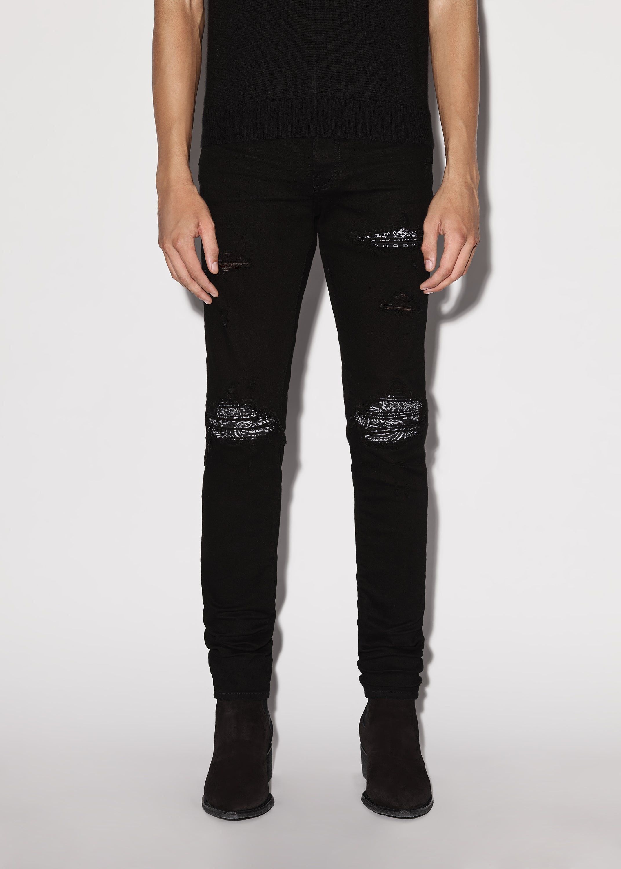 Amiri oc11z0225 MX1 Bandana Jeans in Black Size US 30 / EU 46 - 2 Thumbnail