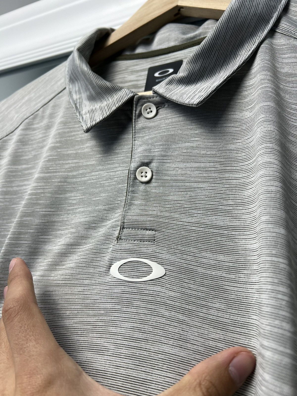 Oakley Oakley Aero Hydrolix Polo Shirt Gray L Indonesia Size US L / EU 52-54 / 3 - 14 Thumbnail