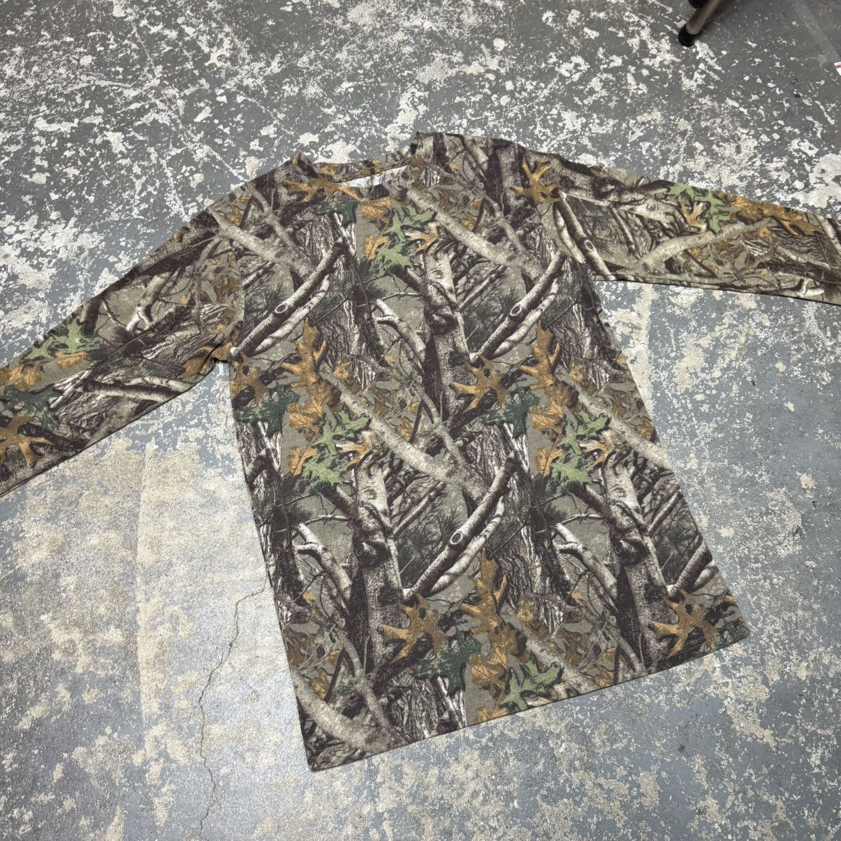 Vintage Vintage Antler Creek RealTree Camo Essential Long Sleeve Tee Size US M / EU 48-50 / 2 - 3 Thumbnail