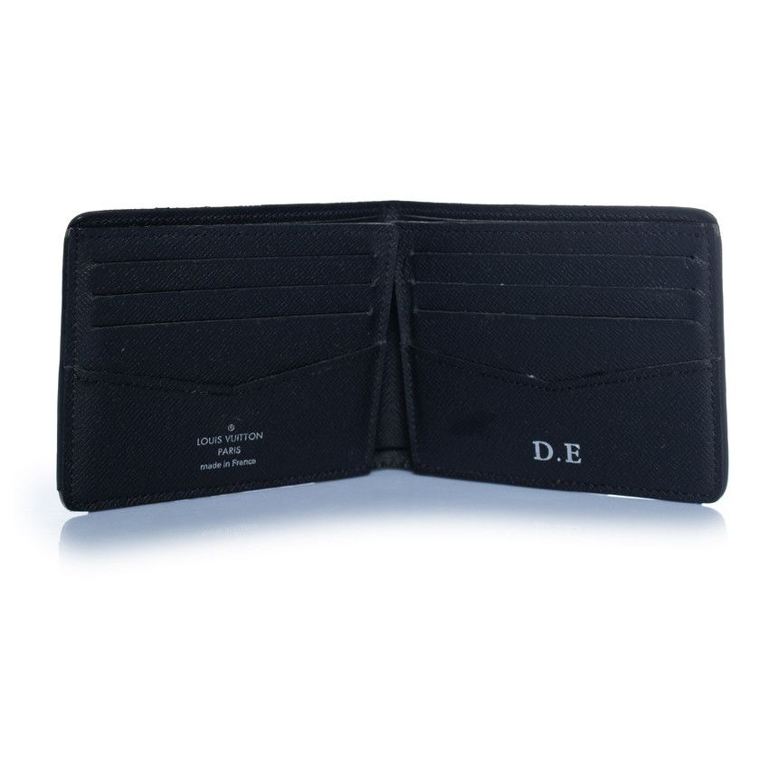 Louis Vuitton Louis Vuitton, black grained leather wallet with LV Size ONE SIZE - 3 Thumbnail