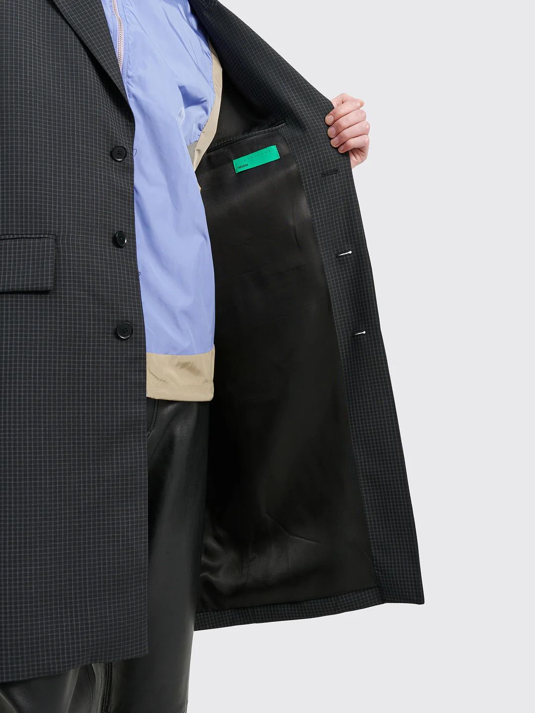 Tres Bien 💚 Très Bien Peak Lapel Coat Virgin Wool Black Check NEW Size US S / EU 44-46 / 1 - 7 Thumbnail