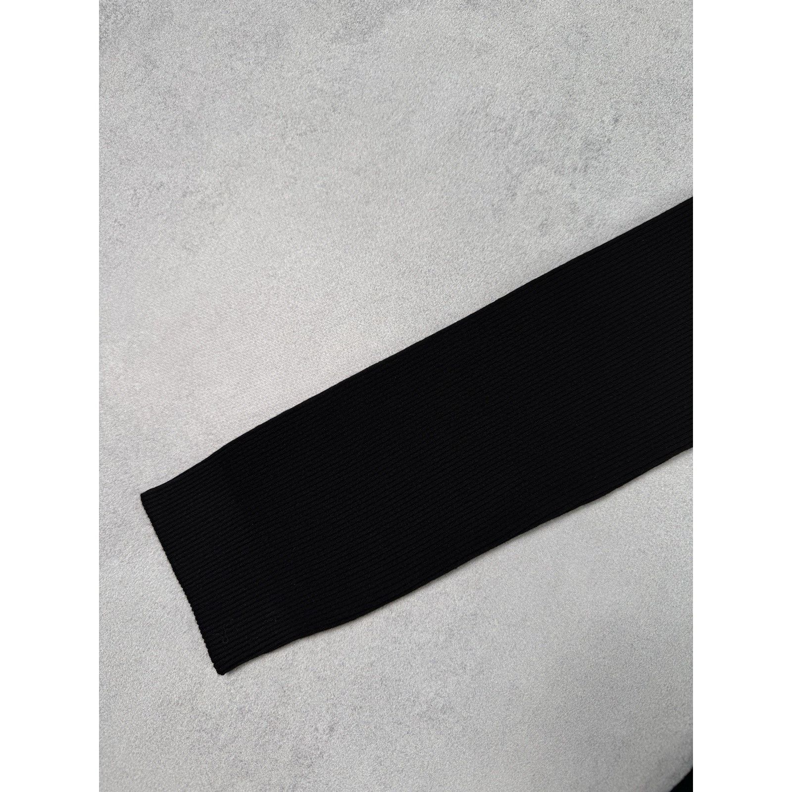 Prada NWT Prada Black Sweater Size 54 (cn180/92A) Black Women Size XL / US 12-14 / IT 48-50 - 5 Thumbnail