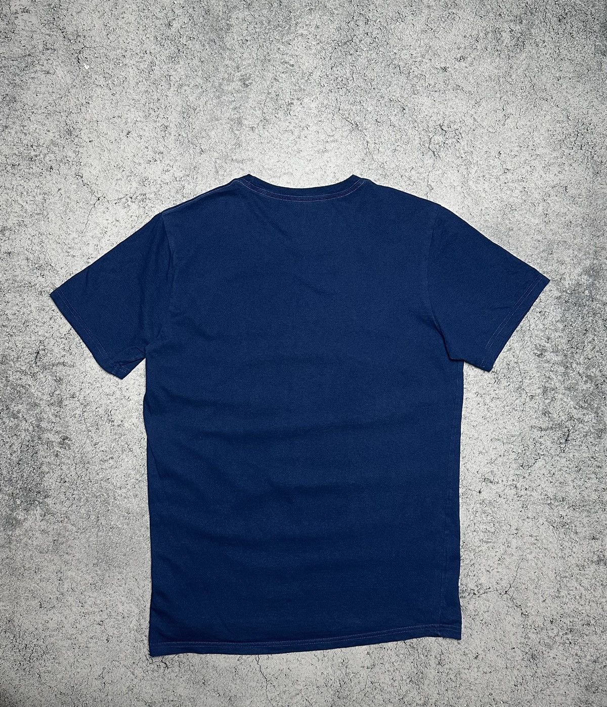 Vintage Oakley Center Logo T-Shirt Size US S / EU 44-46 / 1 - 5 Thumbnail