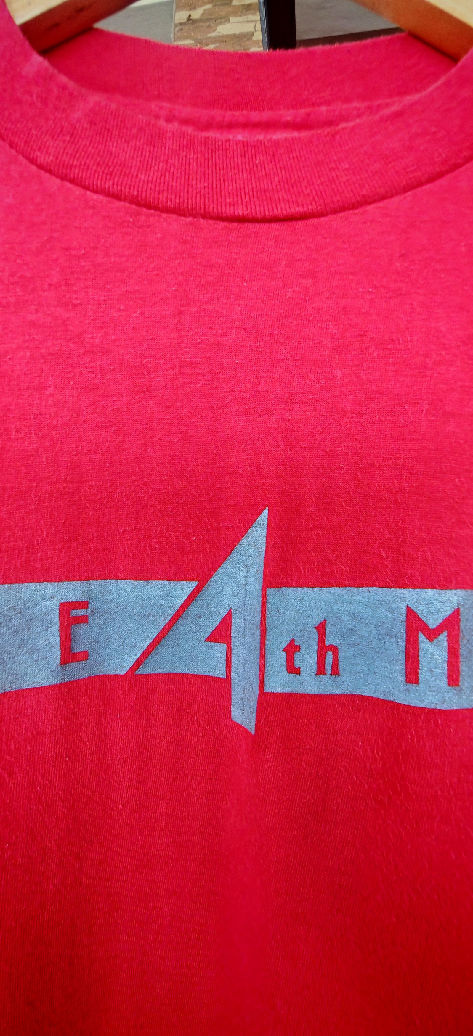 Vintage The 4th Man vintage hanes 80s USA movie tee Size US L / EU 52-54 / 3 - 3 Thumbnail