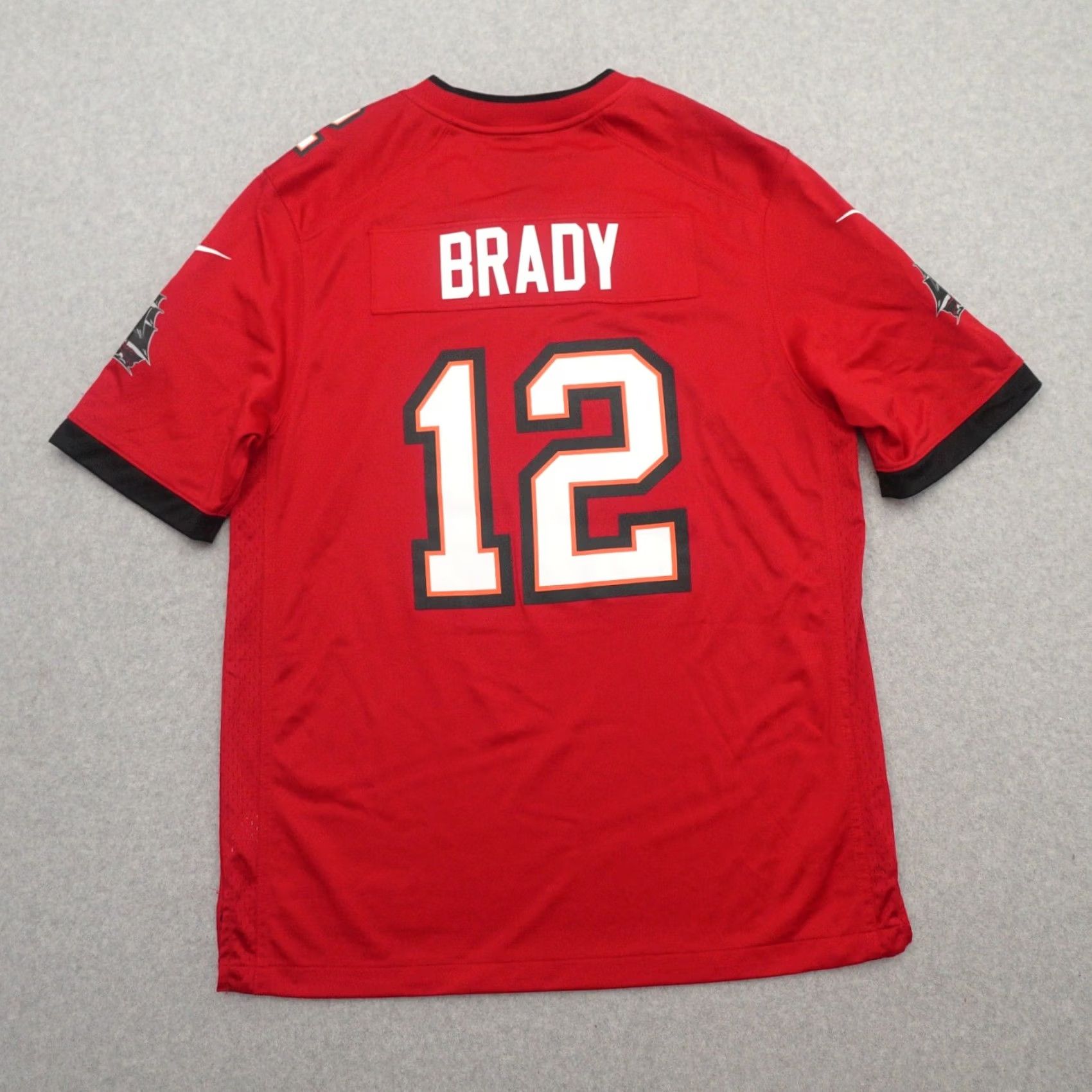 Nike Nike Tampa Bay Buccaneers Jersey Shirt Adult L Red Tom Brady 23X31 OnField NFL Nike MEASUREMENTS ARE PROVIDED IN PICTURES Size US L / EU 52-54 / 3 - 2 Thumbnail