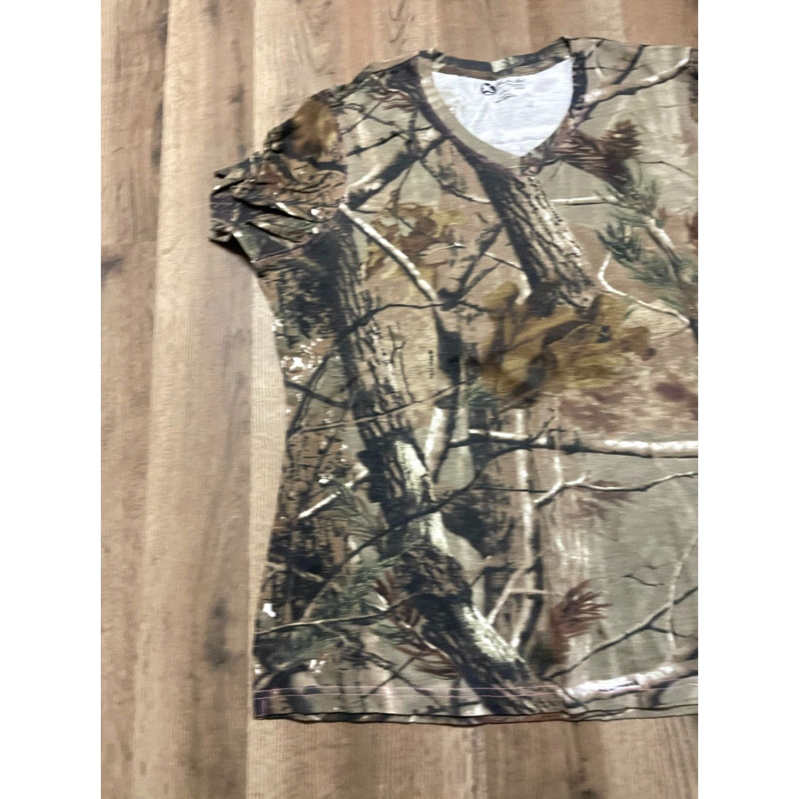 Vintage Gander Mountain Shirt Womens Large Brown Camouflage V-Neck Short Sleeve T-Shirt Modern Casual Size L / US 10 / IT 46 - 3 Thumbnail