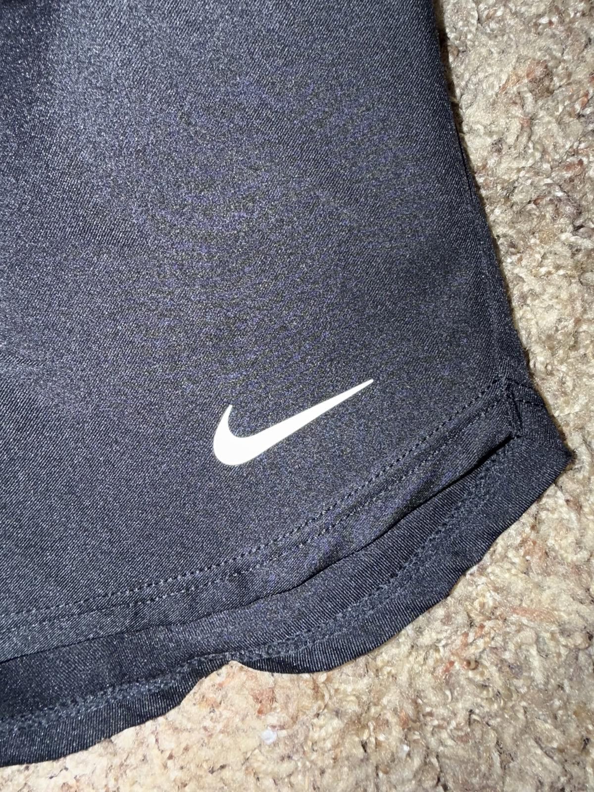 Nike Nike Essential Women's Board Shorts Size 28" / US 6 / IT 42 - 4 Thumbnail