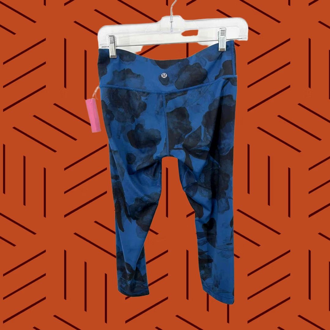 Lululemon Pre-Owned Lululemon Navy Size 6 Printed Pull On Athletic Pants Size 28" / US 6 / IT 42 - 1 Thumbnail