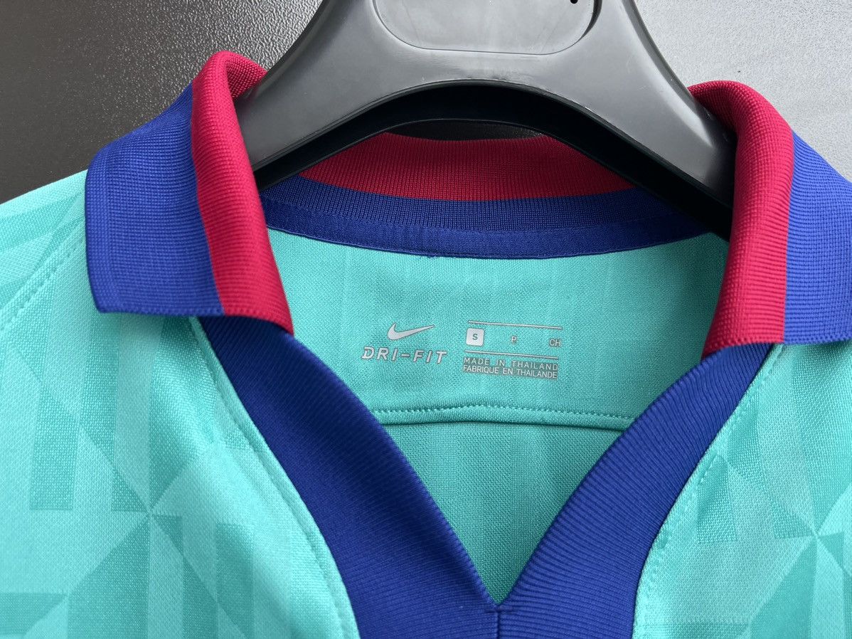 Nike BARCELONA 2019 2020 THIRD FOOTBALL SHIRT SOCCER JERSEY NIKE Size US S / EU 44-46 / 1 - 4 Thumbnail