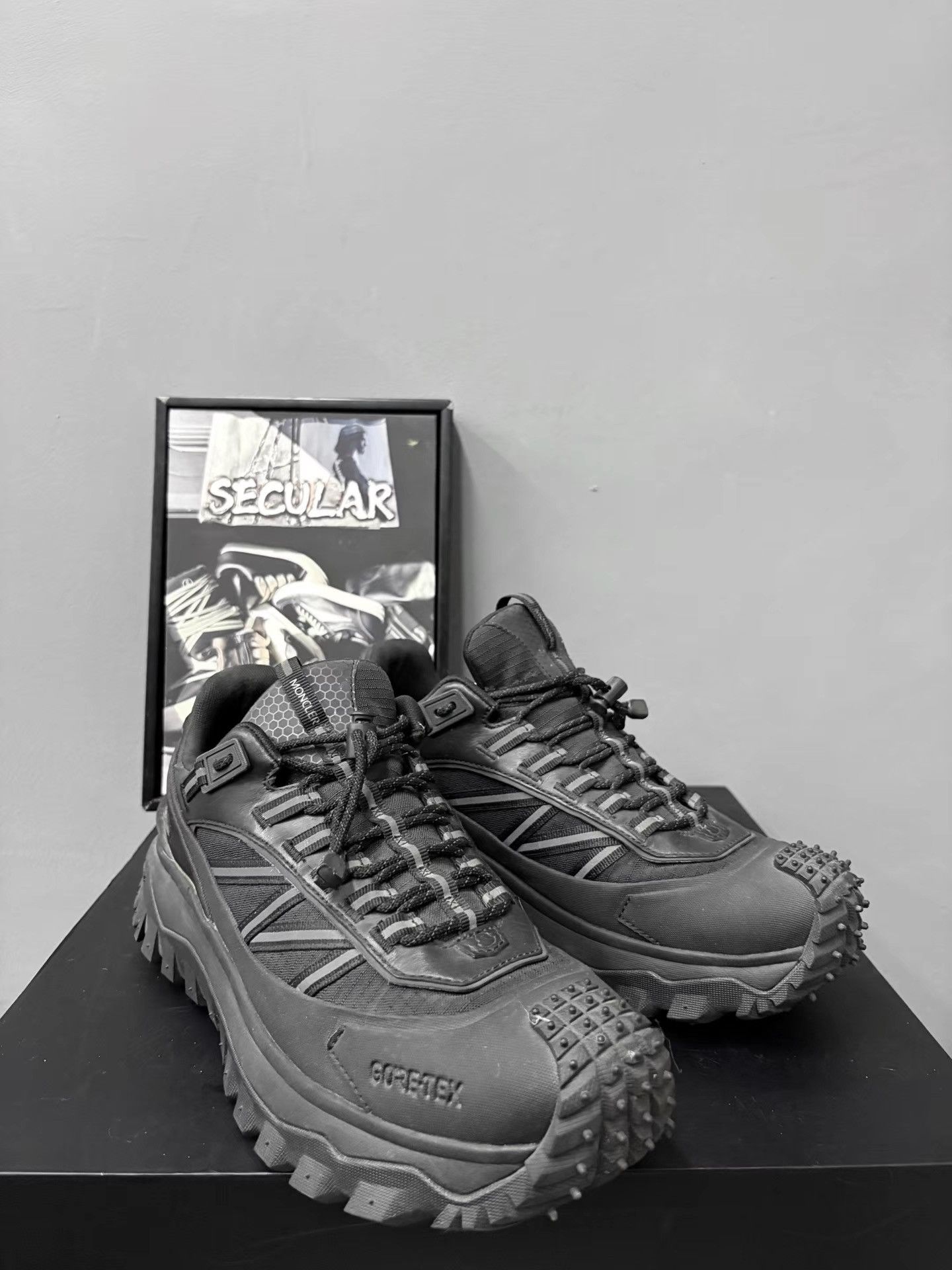 Moncler Moncler Tire Sneakers K34 Size US 11 / EU 44 - 3 Thumbnail