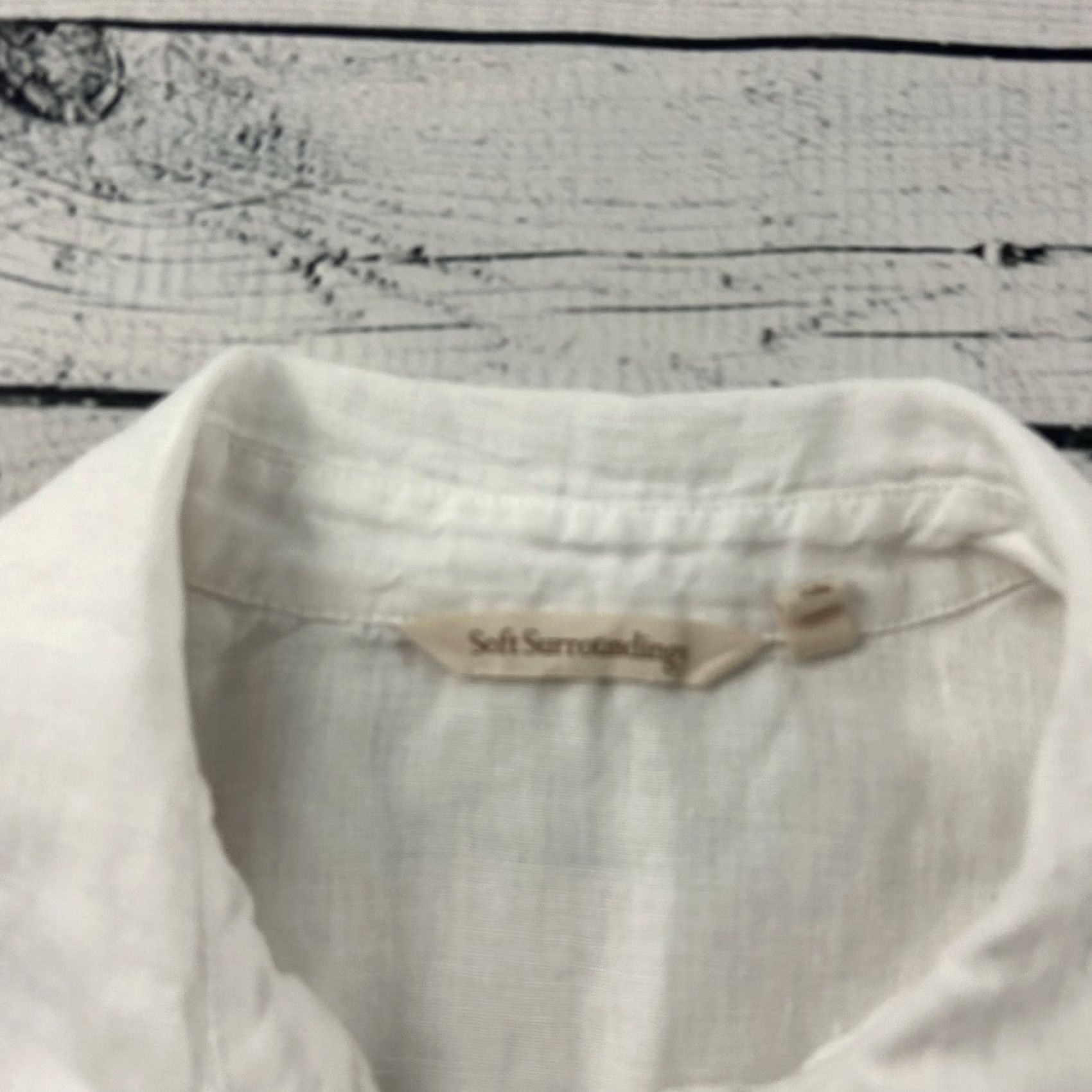Soft Surroundings Soft Surroundings Shirt Women's Small White Long Sleeve Linen Button-Up Collared Size S / US 4 / IT 40 - 2 Thumbnail