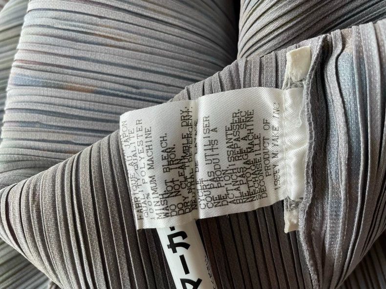 Issey Miyake Issey Miyake size:one size A grey pleated dress with a hor Size XS / US 0-2 / IT 36-38 - 5 Thumbnail