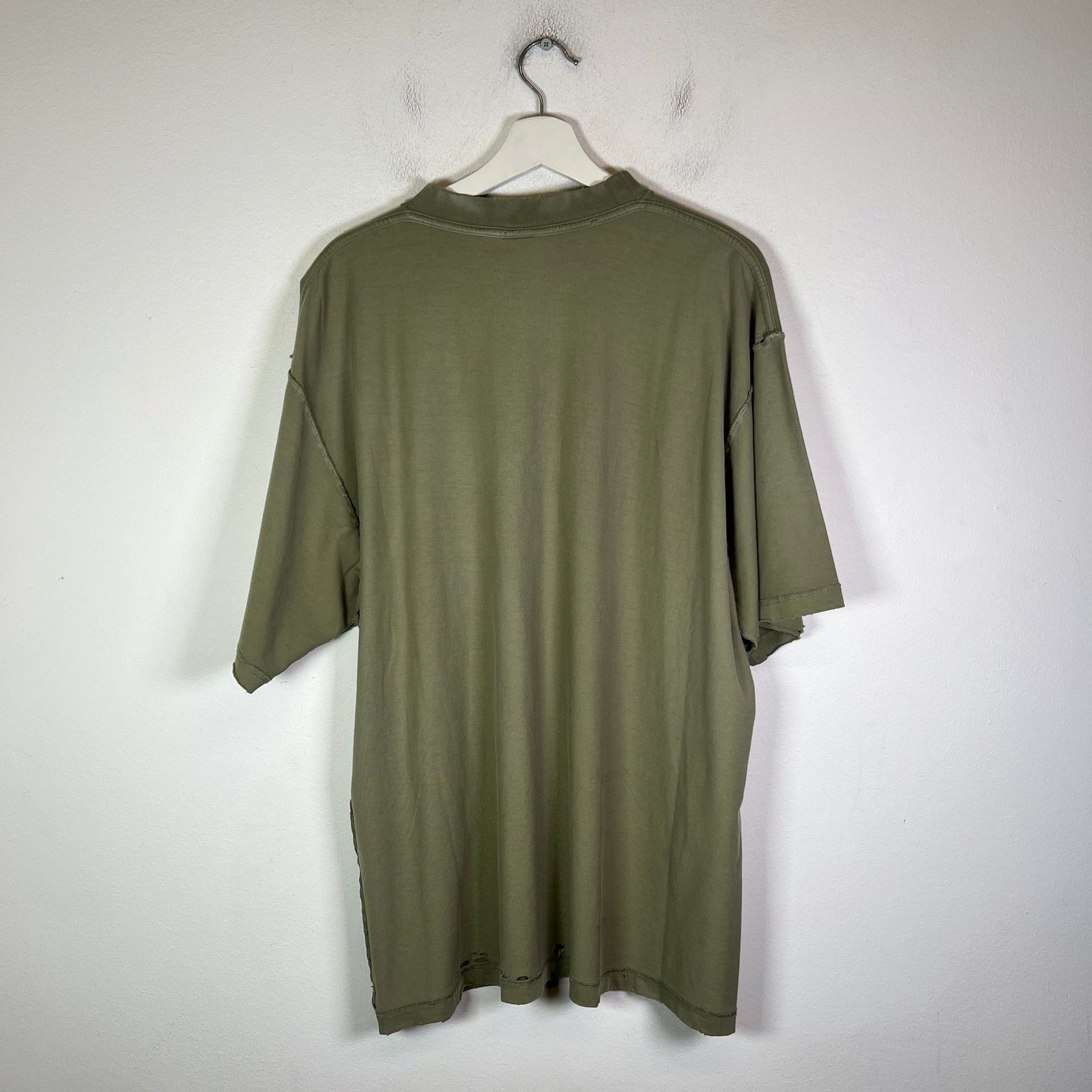 Balenciaga Balenciaga Inside Out Distressed Logo T-Shirt Size US L / EU 52-54 / 3 - 2 Thumbnail