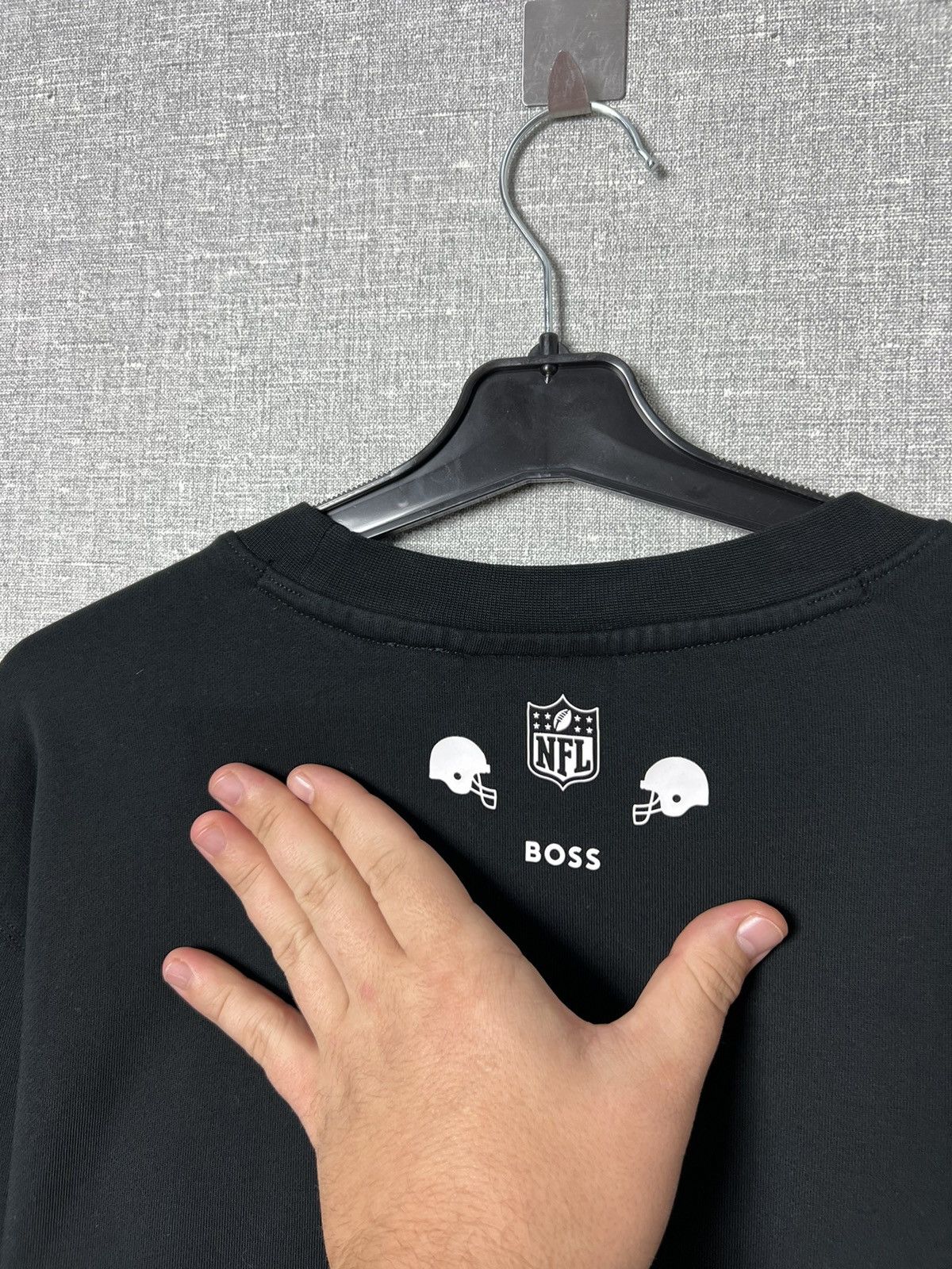 Hugo Boss BOSS x NFL Las Vegas Raiders Drive Crew Pullover Sweatshirt Size US XXL / EU 58 / 5 - 12 Thumbnail