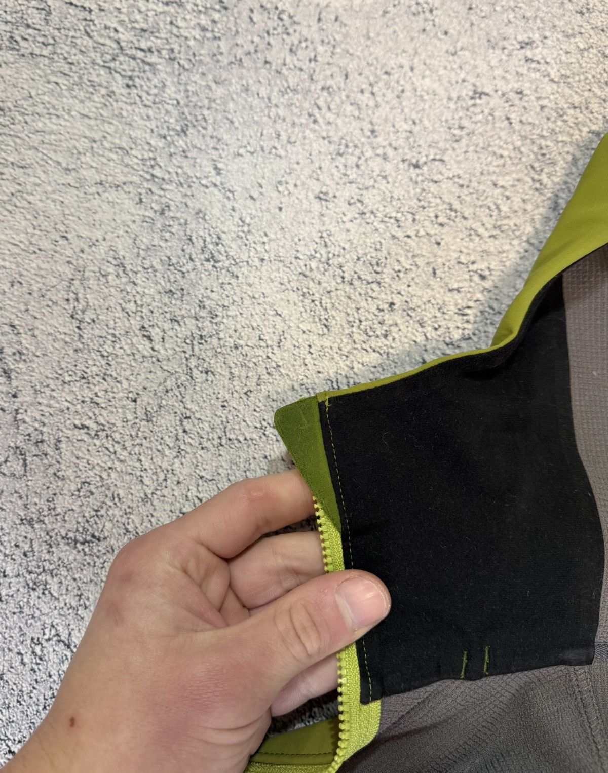 Arc'teryx Arc’teryx Epsilon LT Hoody Jacket Men M Green Softshell Size US M / EU 48-50 / 2 - 23 Thumbnail