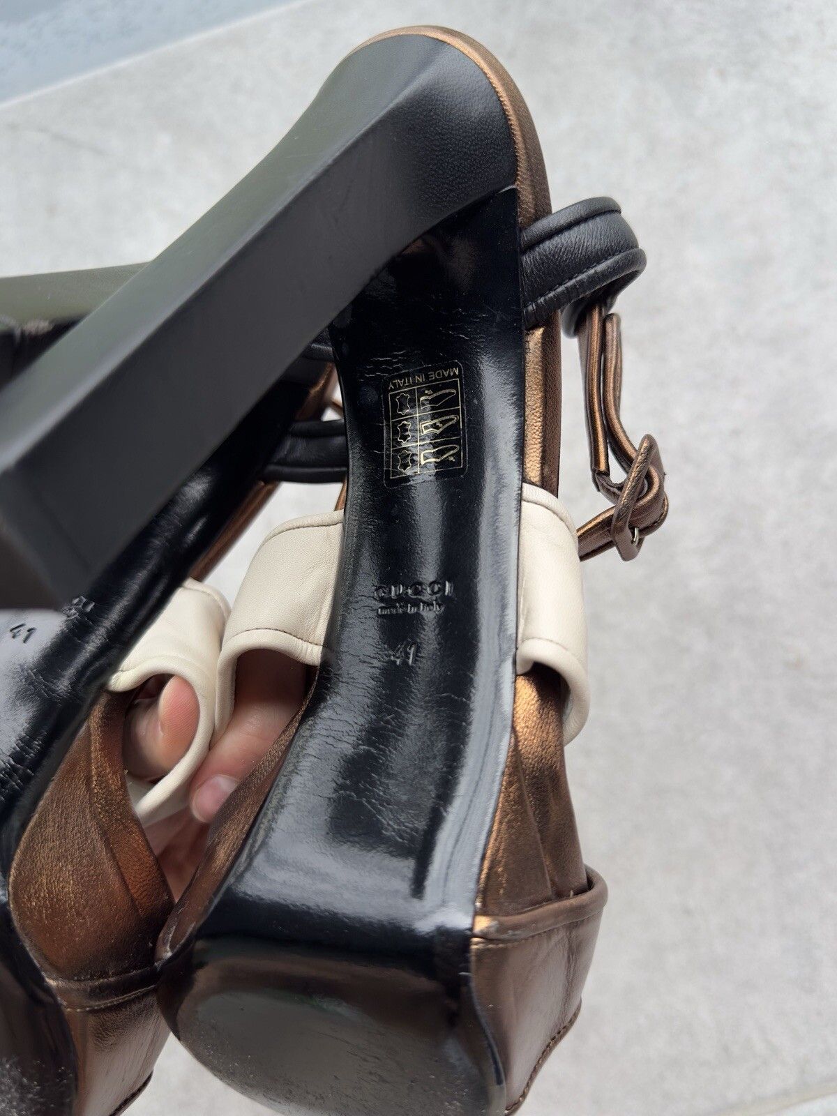 Gucci Gucci Hight Heel Gold Leather Platform Sandals Size 41 Size US 11 / IT 41 - 19 Thumbnail