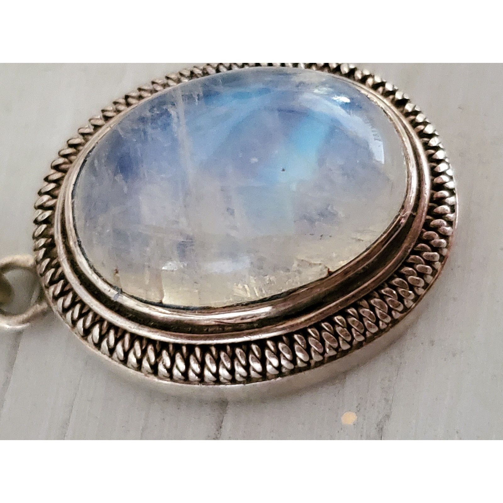 Unknown London Vintage Sterling Silver Oval Moonstone Pendant Size ONE SIZE - 4 Thumbnail