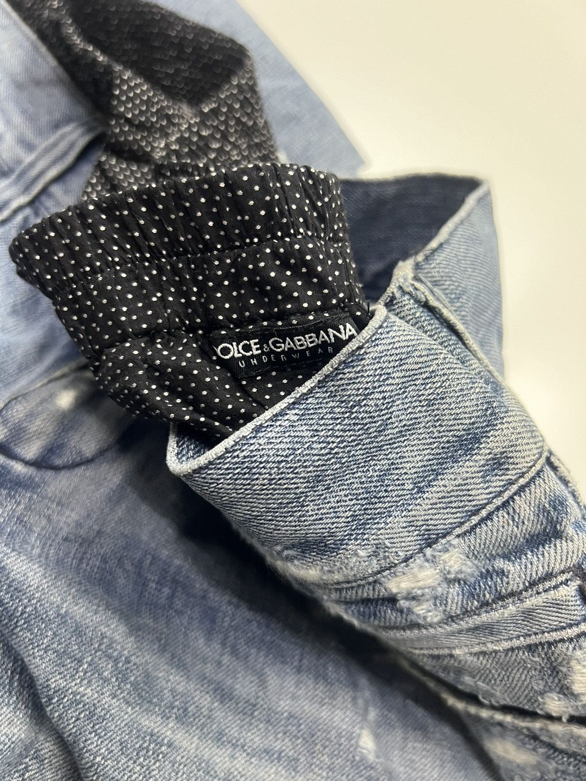 Dolce & Gabbana Insane🔥Dolce & Gabbana Distress Design Denim Size 34 Size US 34 / EU 50 - 10 Thumbnail