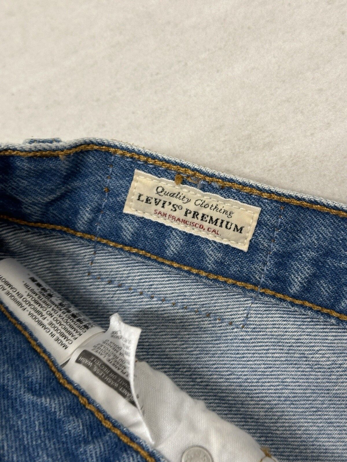 Levi's Levis 501 Womens Denim Blue Shorts Size 28 Size 28" / US 6 / IT 42 - 7 Thumbnail