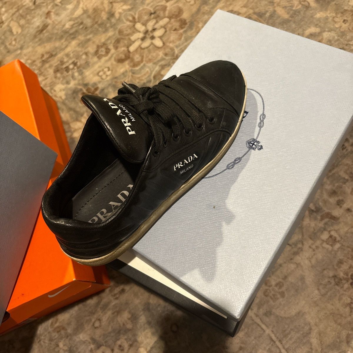 Prada Prada milano Size US 6 / IT 36 - 1 Thumbnail
